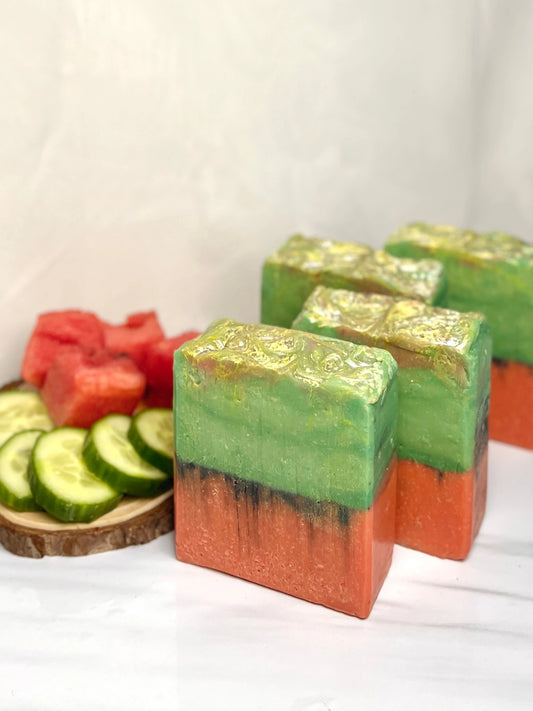 صابونة البطيخ والخيار لتنظيف وترطيب البشرة
